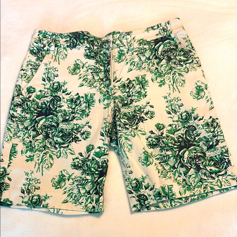 Anthropology Tailor New York Green and White Floral Shorts